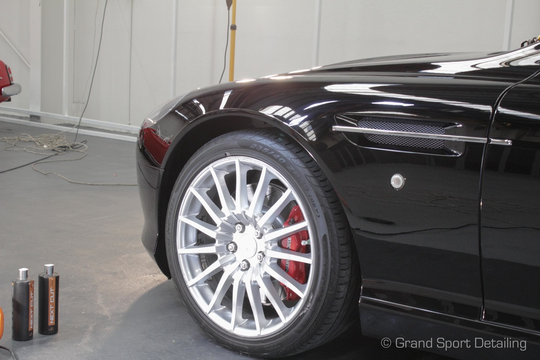 Aston Martin Detailing